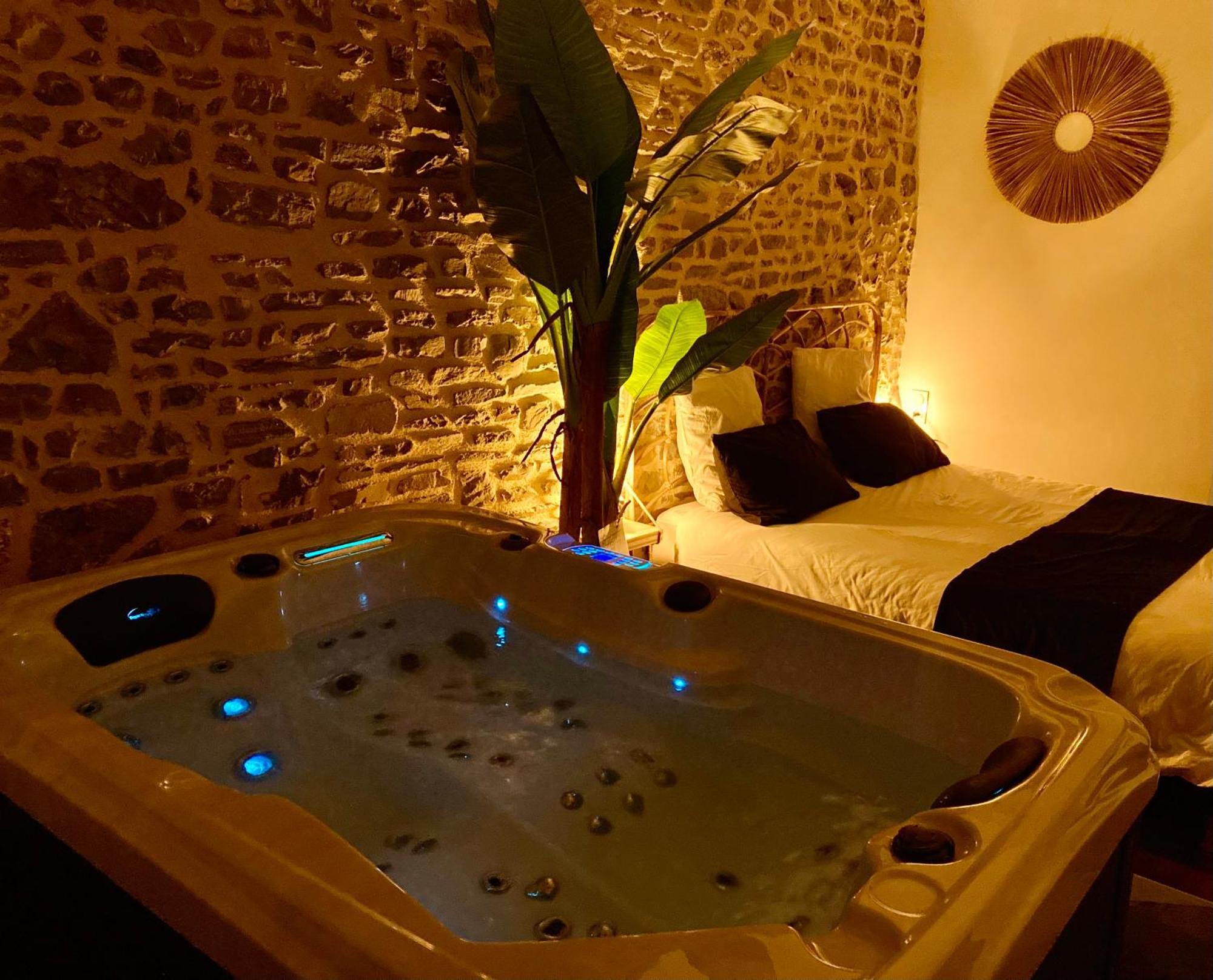 La Douce Nuit Lägenhet Fougères Exteriör bild